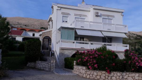 Apartment Pag 12301a